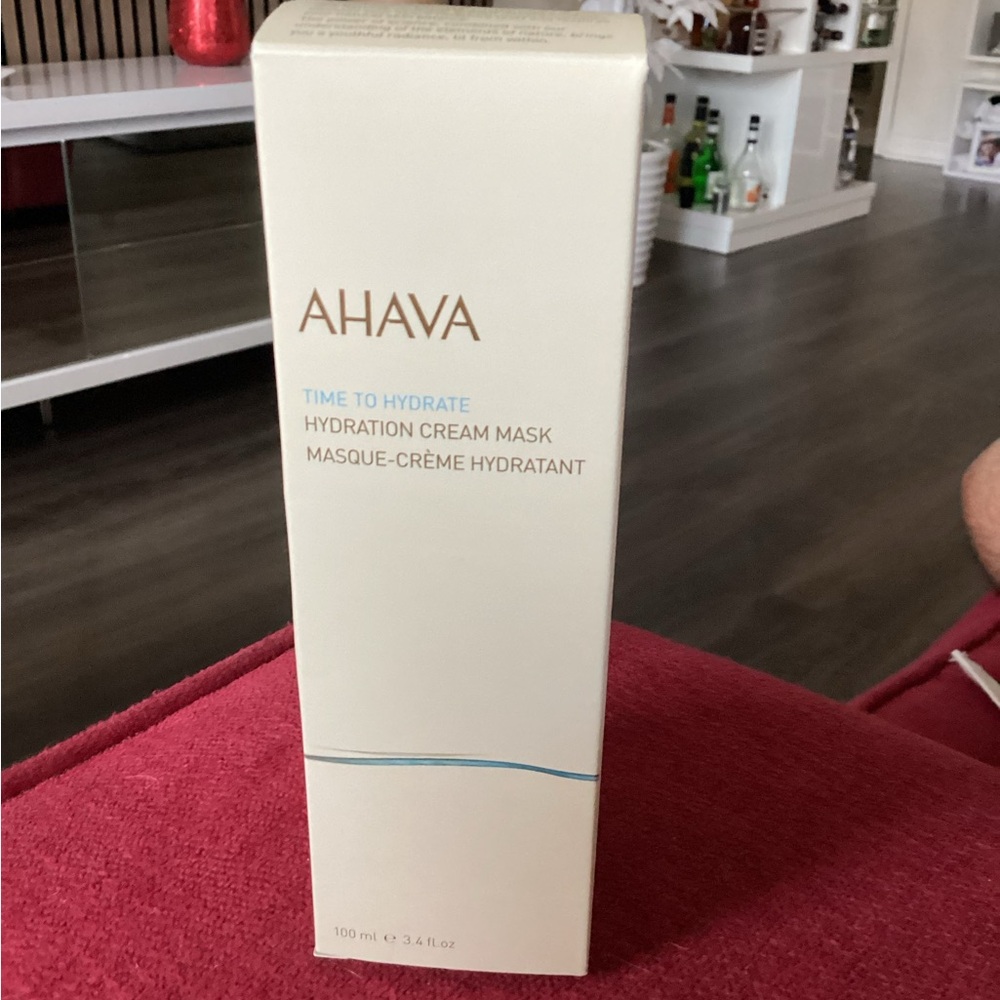 AHAVA cream mask